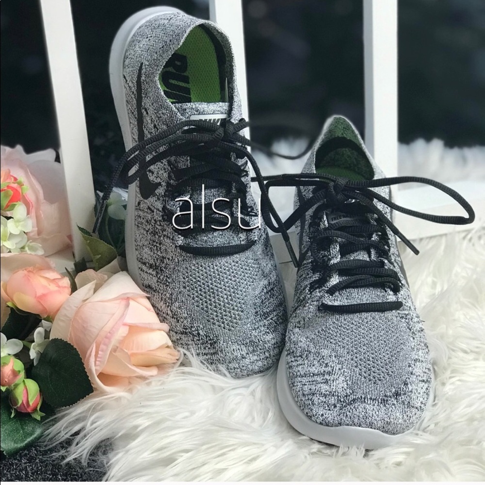 NWT Nike Free RN Flyknit 2017 B/W WMNS - Picture 3 of 8